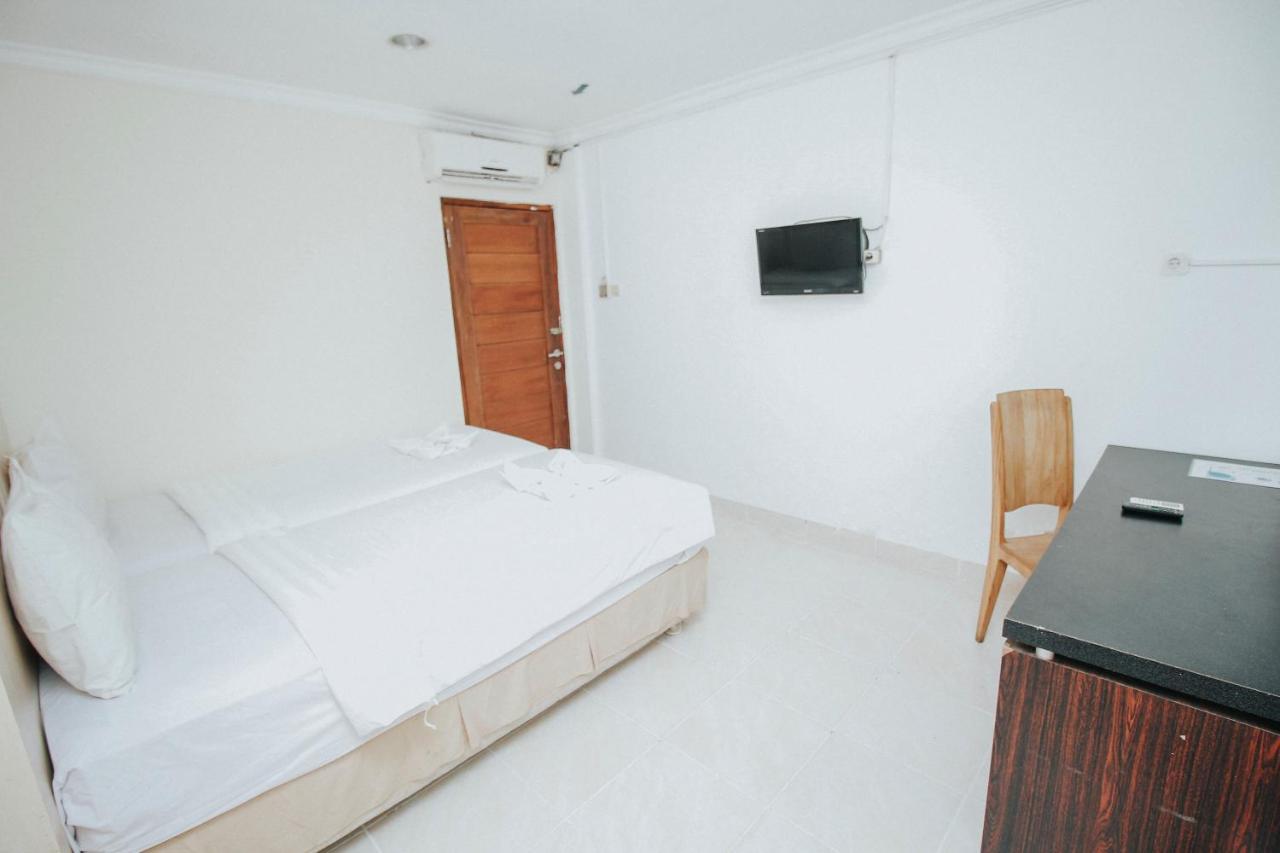 Hotel New Lilik Magelang Exteriör bild